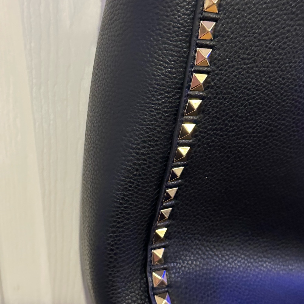 Large Rockstud Tote - Picture 4 of 8